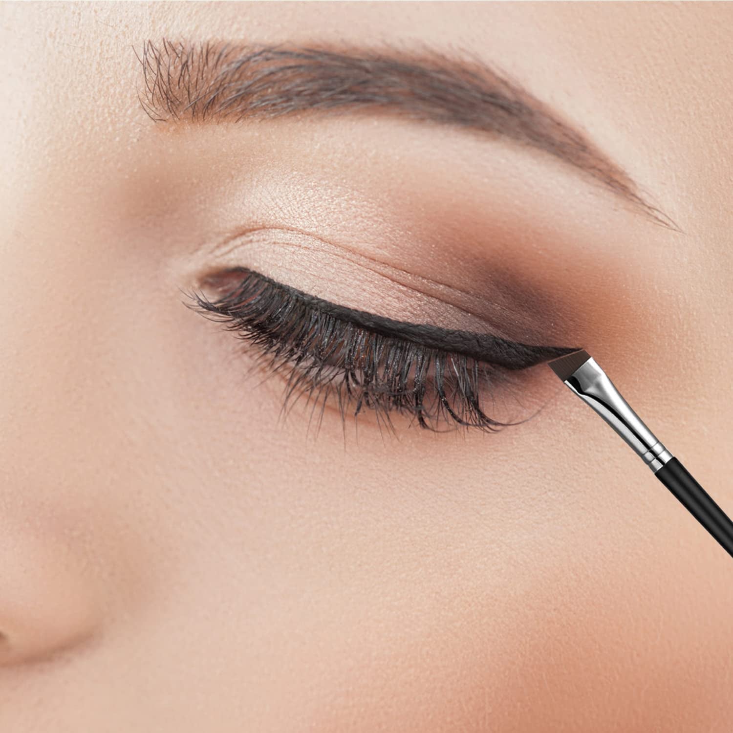 Fine Eyeliner Brushes,3 PACK Ultra Thin Angled Eyeliner Brushes and Eyebrow Brush Set,Women'S Quality Gel Eye Liner Makeup Brush,For Newbies and Salons Makeup Tools (BLACK)